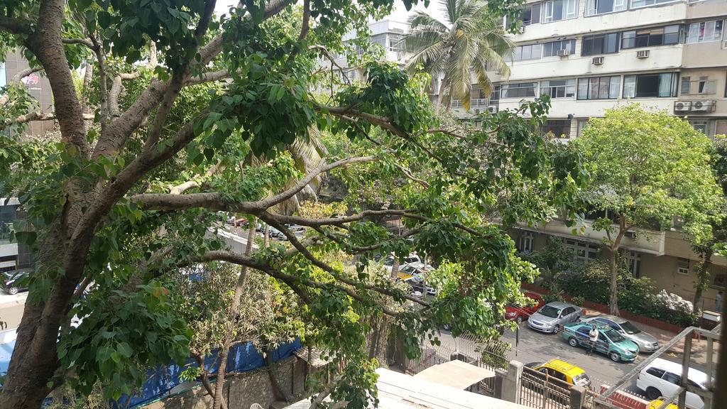 Bentley Hotel Marine Drive Mumbai Ngoại thất bức ảnh