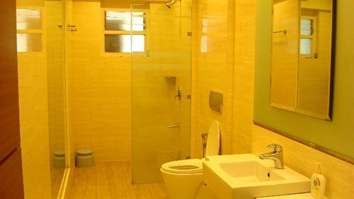 Bentley Hotel Marine Drive Mumbai Ngoại thất bức ảnh